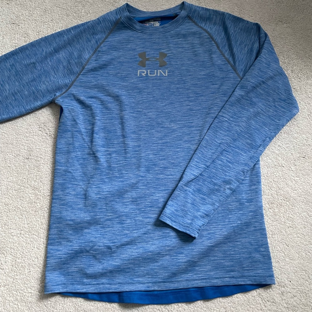 Blue Men’s Medium Under Armour Heat Gear Long Sleeve Run Shirt
